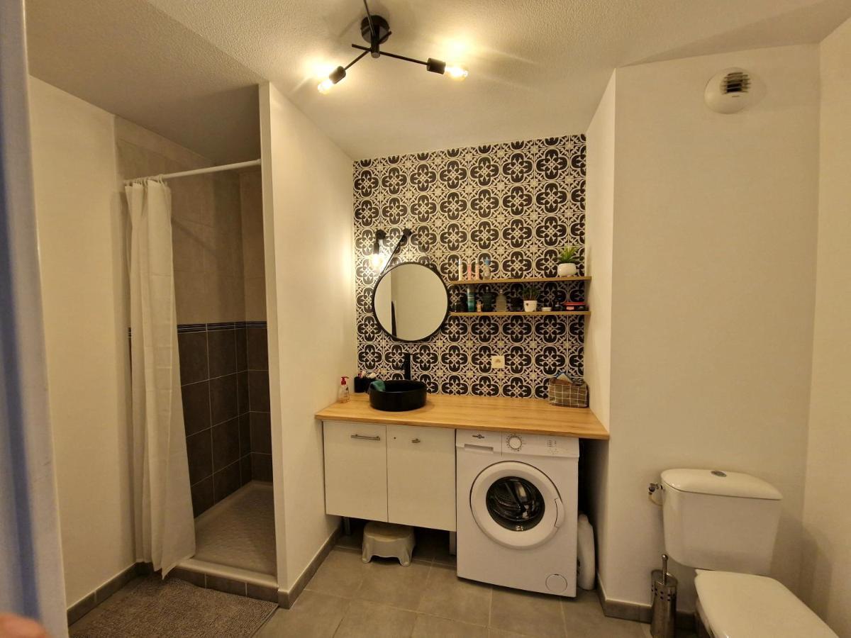 Chambre Privee T3 Saint Fons Ngoại thất bức ảnh